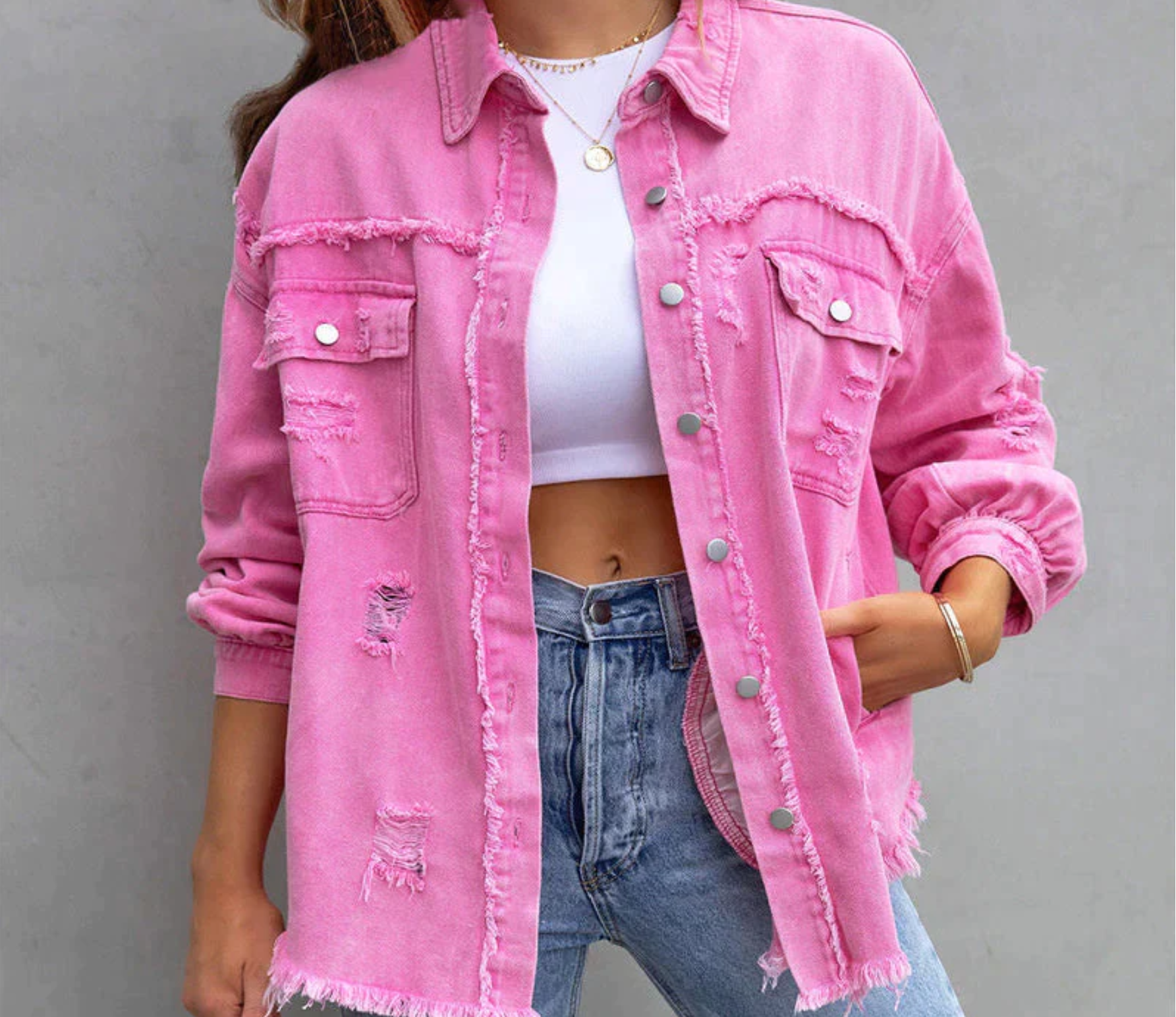 Chaqueta de mezclilla Thea con acabado desgastado